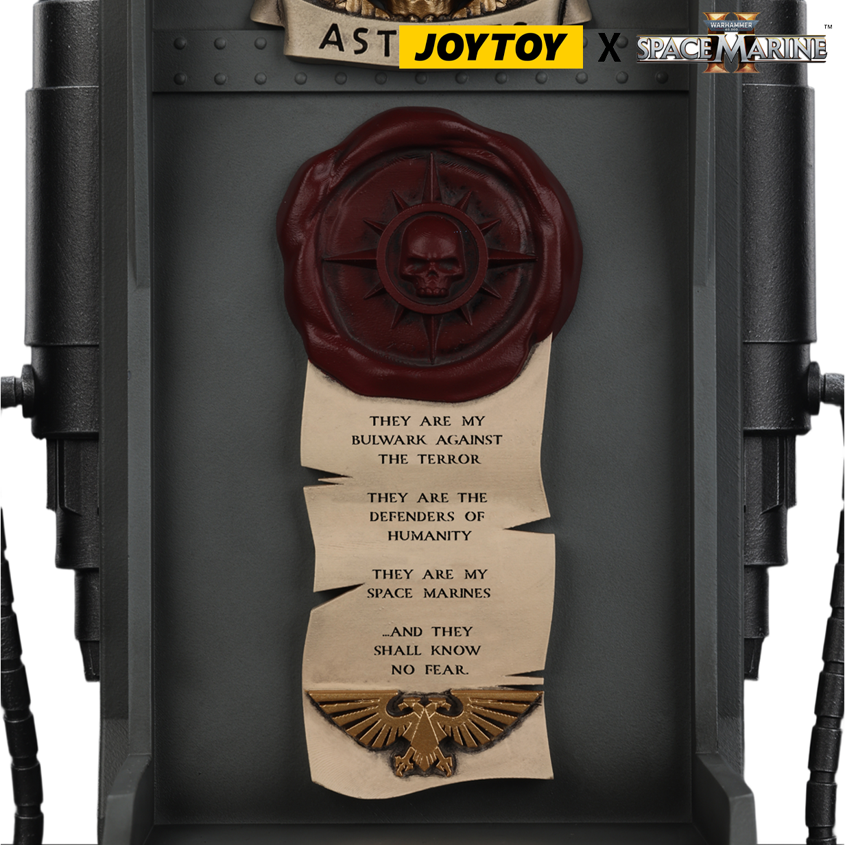 JoyToy Warhammer 40,000: Space Marine 2 Lieutenant Titus’ Mk X Helmet Bundle (1:1 Scale) Preorder