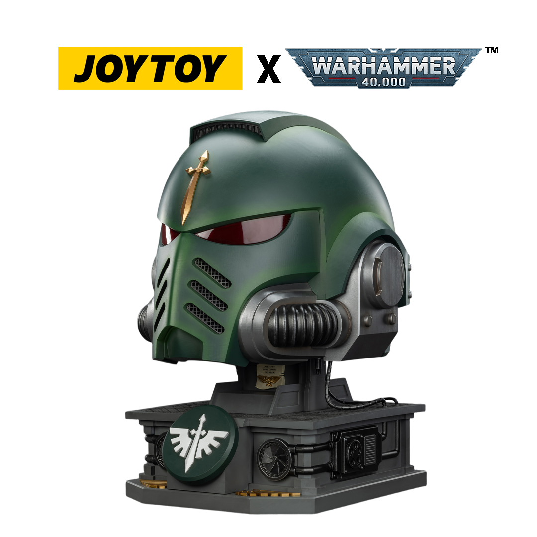JoyToy Warhammer 40,000: Dark Angels Mk X Helmet and Display Stand (1:1 Scale) Preorder