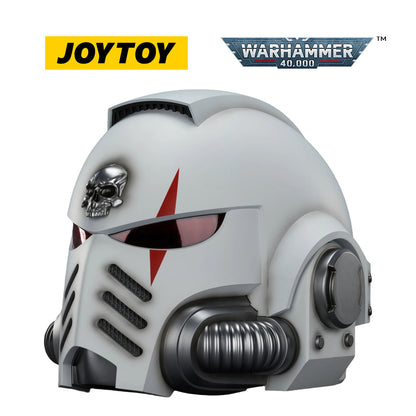 JOYTOY Warhammer 40,000: White Scars Mk X Helmet (1/1 Scale) Preorder