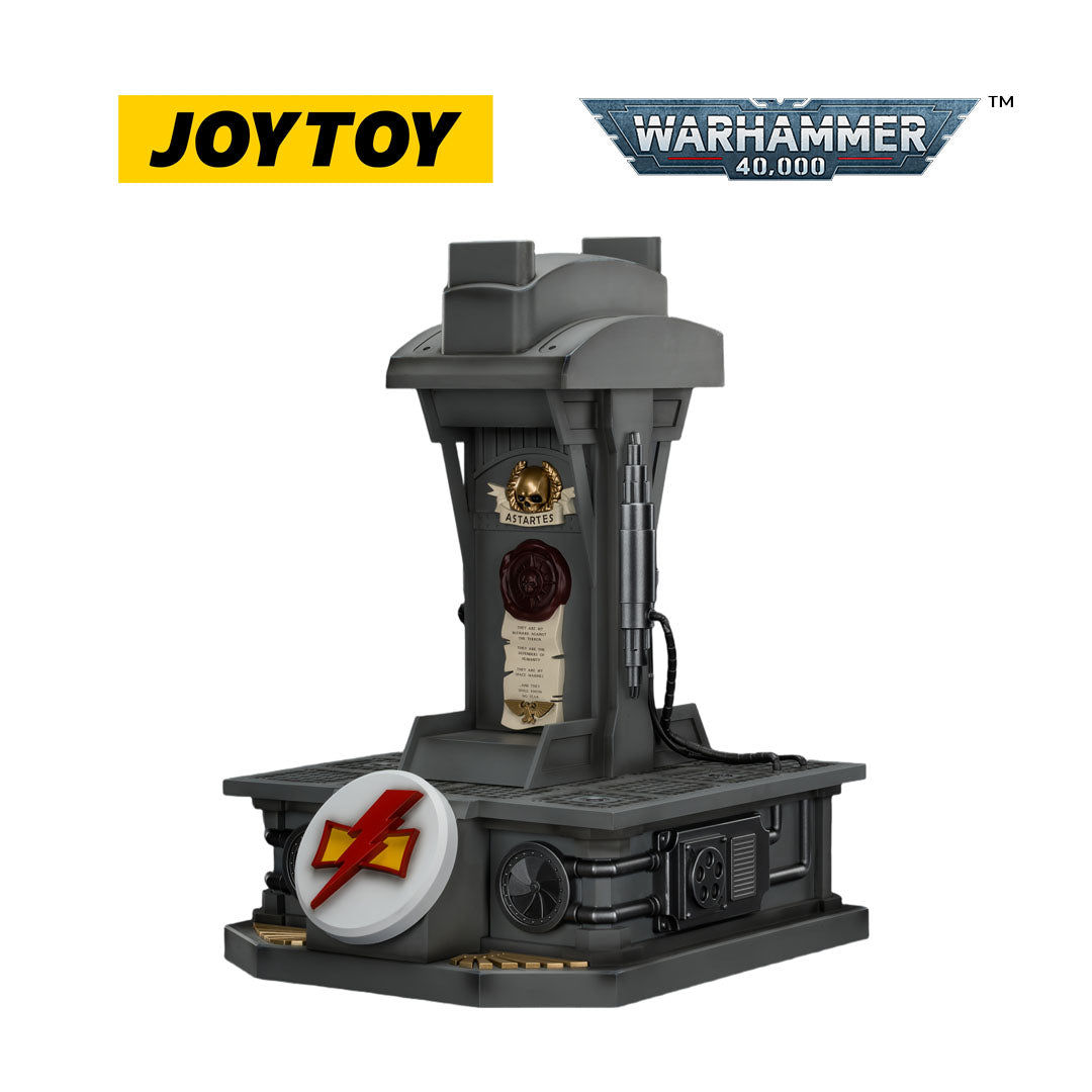 JOYTOY Warhammer 40,000: White Scars Mk X Helmet and Display Stand (1/1 Scale)