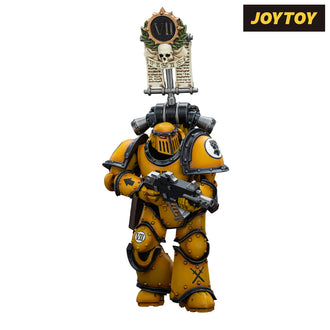 JoyToy Warhammer The Horus Heresy Action Figure - Imperial Fists, Legion MkIII Tactical Squad Legionary with Legion Vexilla (1/18 Scale)