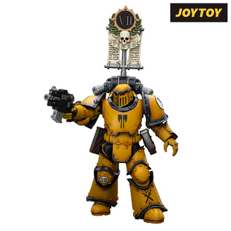 JoyToy Warhammer The Horus Heresy Action Figure - Imperial Fists, Legion MkIII Tactical Squad Legionary with Legion Vexilla (1/18 Scale)