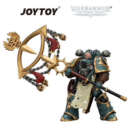 JOYTOY Warhammer The Horus Heresy - Sons of Horus, Maloghurst the Twisted, The Warmaster's Equerry, with Legion Standard and Banestrike Bolter (1/18 Scale)